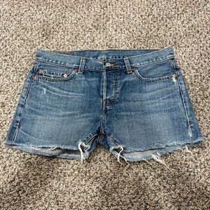 Levi’s Blue Denim Jean Shorts SZ 27